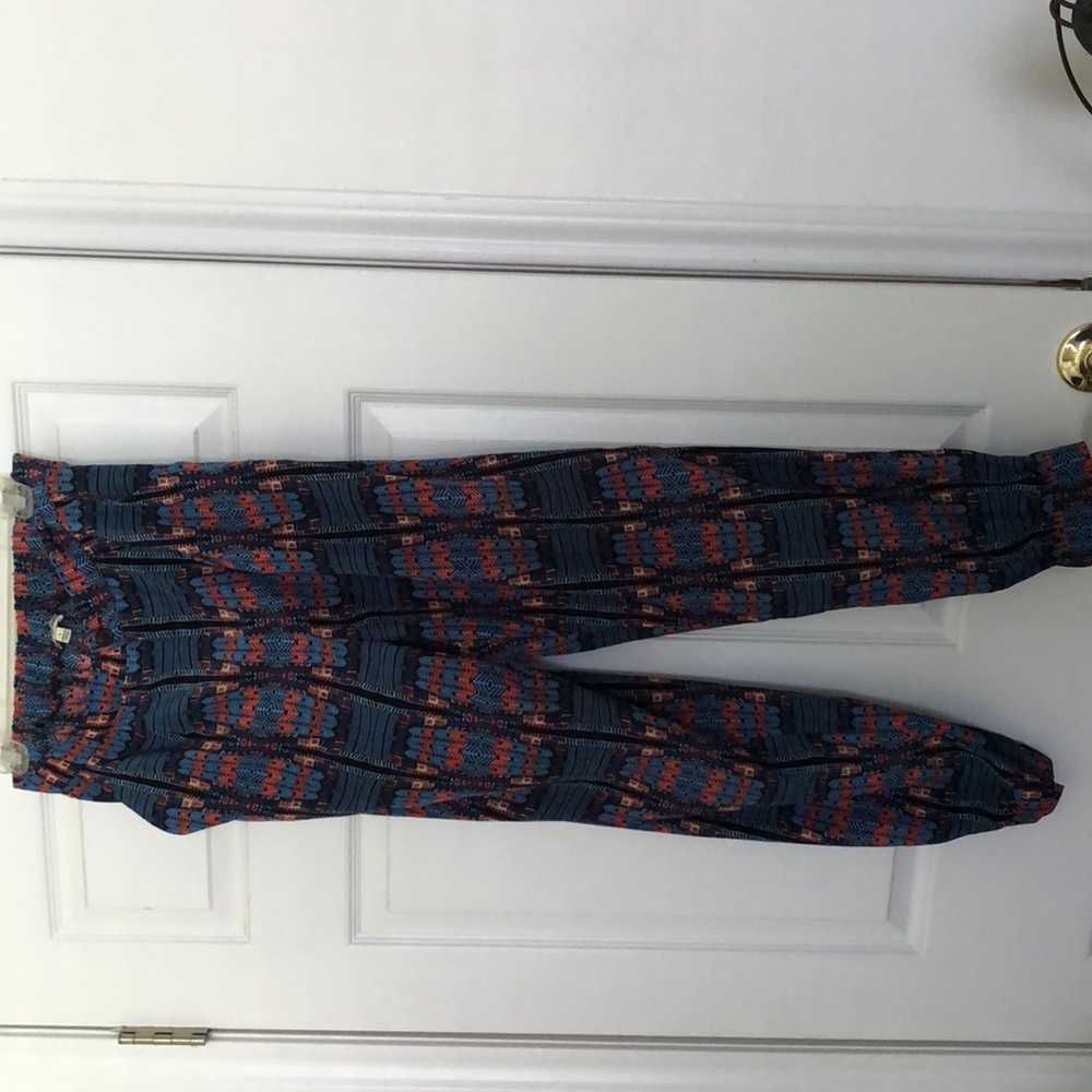 Silky patterned joggers